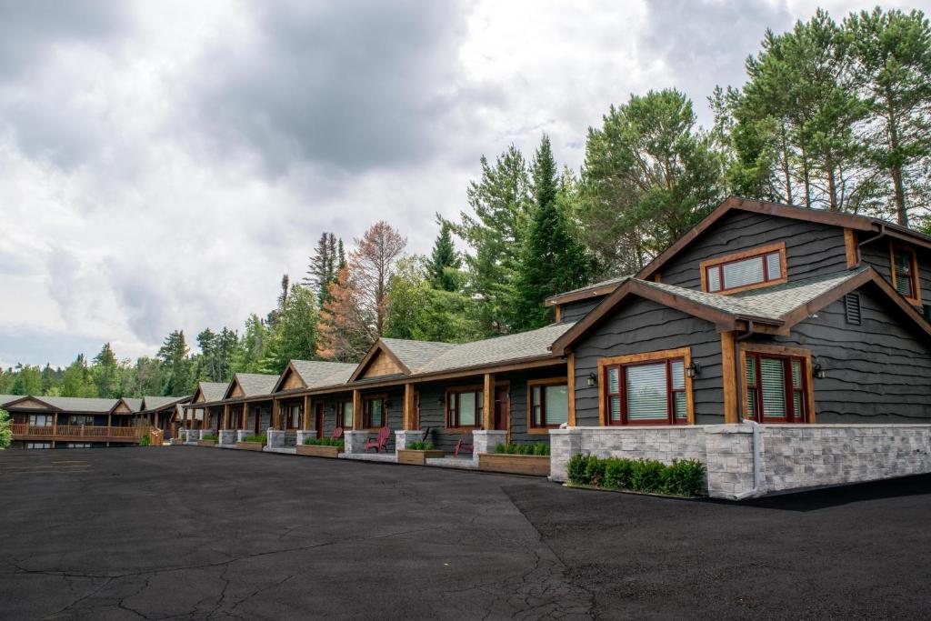 Lake Placid Inn: Residences Main image 1